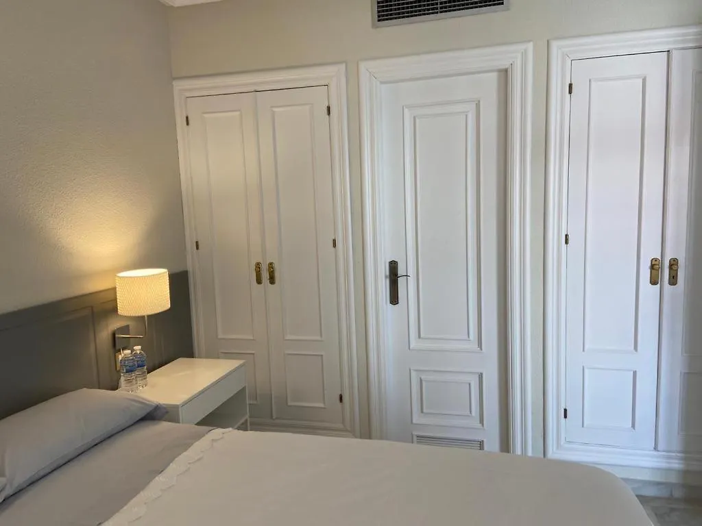 Precioso Apartamento Los Remedios Triana Plaza Espana Y Centro Historico Siviglia Appartamento