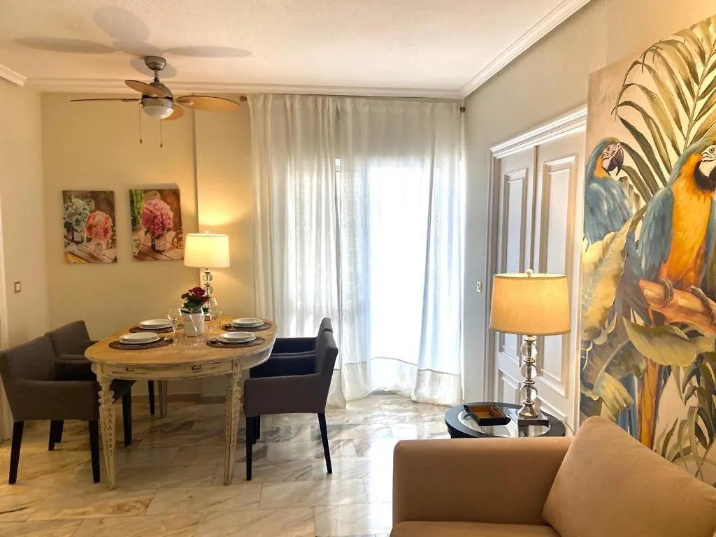 Precioso Apartamento Los Remedios Triana Plaza Espana Y Centro Historico Siviglia